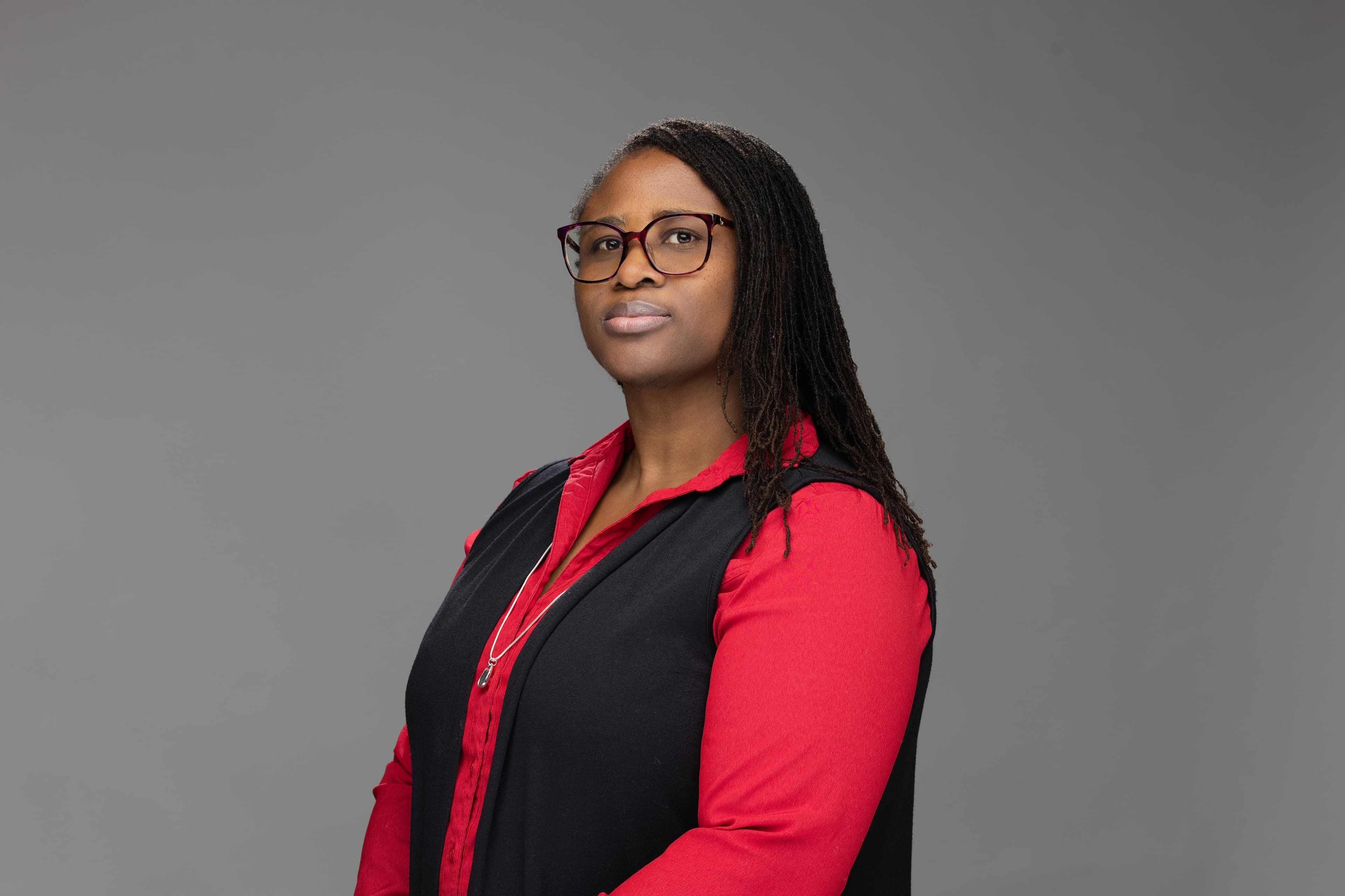 Calgary linkedin headshot — Persona Headshots